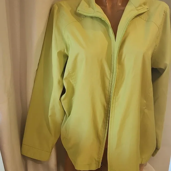 Northern Reflections Light Green Jacket - Picture 8 of 9